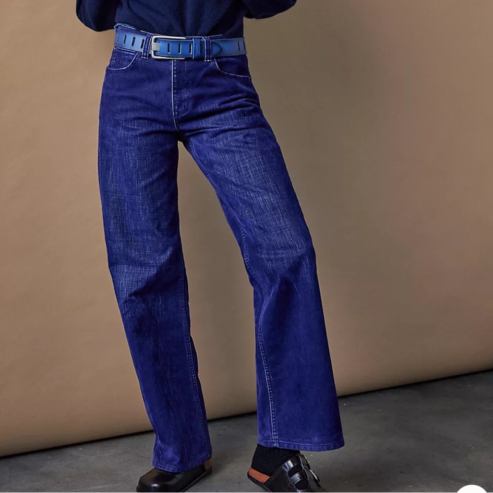 Tinsley Baggy High-Rise 
Flocked Jeans
We The Free
NWT
- Twilight Blue or Brown - Picture 7 of 15